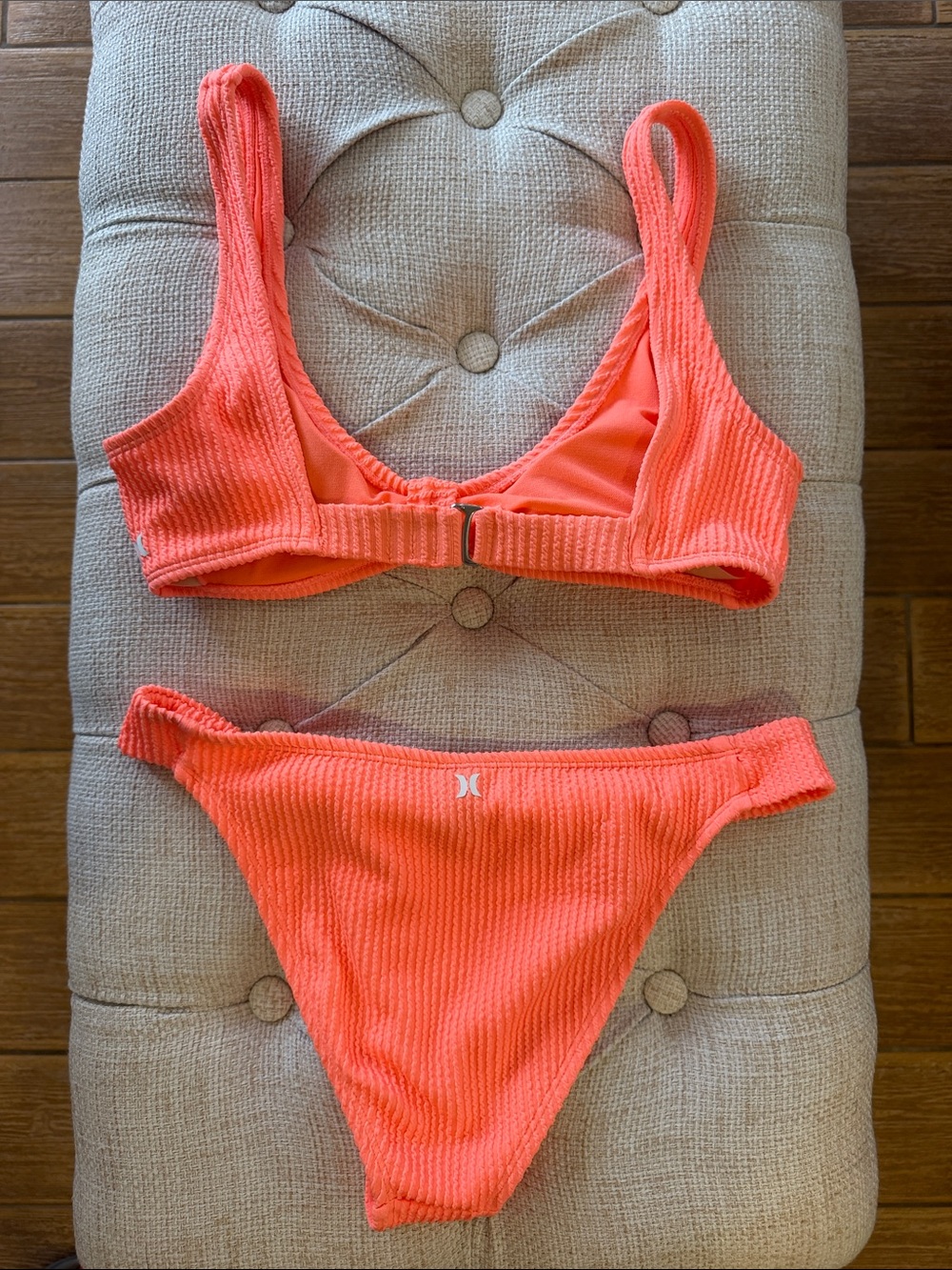 Hurley Coral-Orange Ribbed Knot Bikini Set - Picture 6 of 9